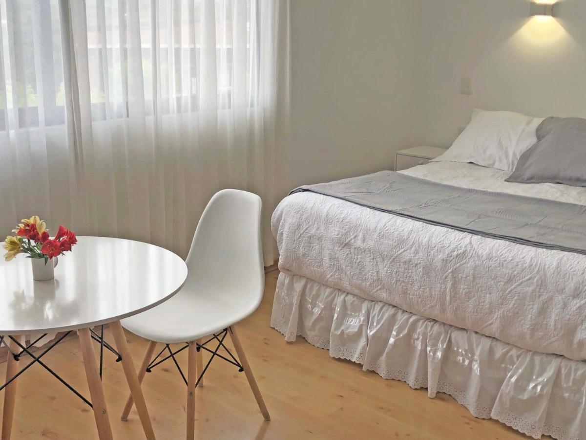 Novaqua Bed & Breakfast Ольмуэ Экстерьер фото